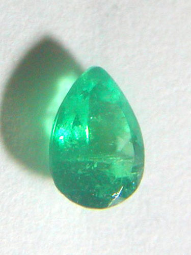 エメラルド（緑柱石） [019001-0407] : 天然石、宝石ルース(裸石)販売